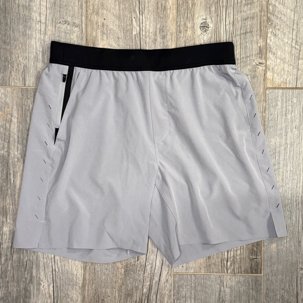 Men's Gray Ten Thousand Interval Shorts